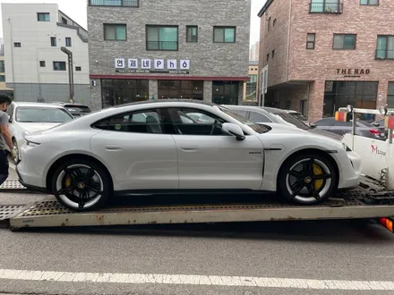 타이칸터보s 동탄 에스팩토리에서 신차 패키지 완료! / 동탄,수원,오산