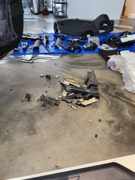 BMW F36 크레파스 냄새제거 수입 외제차 방음재 흡음재 냄새제거 / 경기 의정부