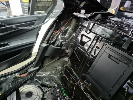 의정부 bmw f02 7시리즈 크레파스냄새제거! / 경기 의정부