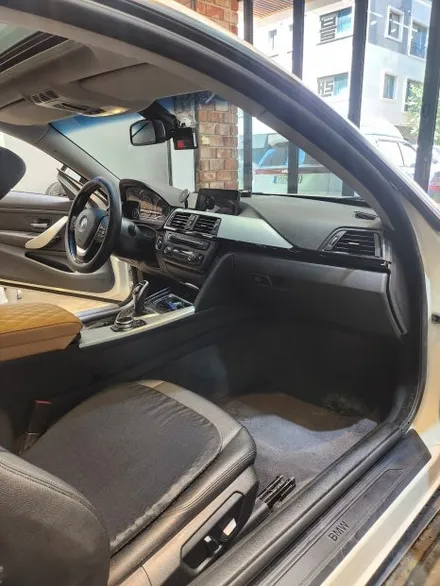 BMW F36 크레파스 냄새제거 수입 외제차 방음재 흡음재 냄새제거 / 경기 의정부