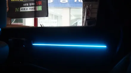 <광주 순정 연동 앰비언트>쏘렌토 MQ4 순정 내비게이션 연동 앰비언트 도어 + 대시보드 + 기어 다이얼