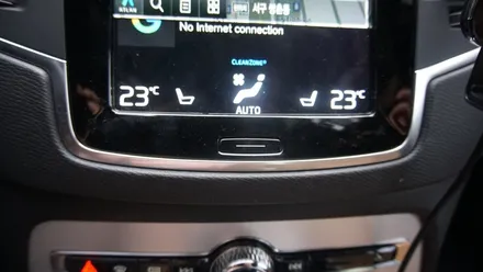 =광주 수입차 내비게이션=  볼보 직수입 XC 90  큐로이드 연동 아틀란 내비게이션 + 후방카메라 + 하이패스 단말기(히든형) 시공