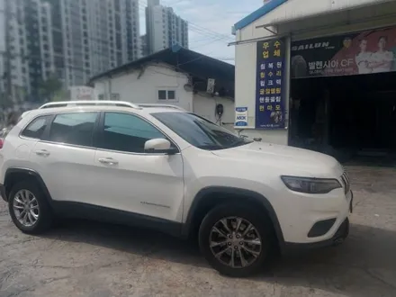 #휠 (대구휠복원) jeep 순정 17인치 블랙유광도색및  225 60 17 HP71 신품 교환 대구 에스휠. / 대구 북구 태전동