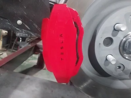 #테슬라 모델S 신형 (대구캘리퍼도색) 신품에 가까운 컬리티와 섬세한 작업. S wheel. / 대구 북구 태전동