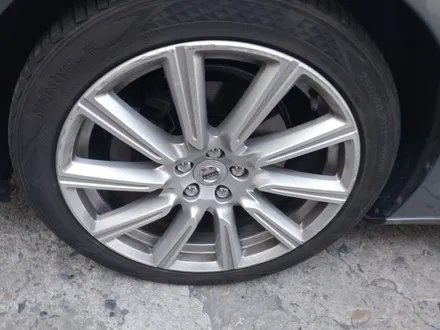 #대구휠복원 볼보 S90 순정 19인치휠 블랙펄유광도색작업 S-wheel. / 대구 북구 태전동