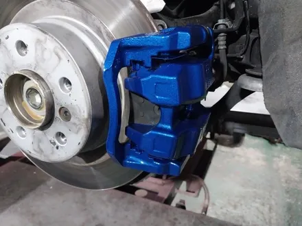 대구 캘리퍼도색 bmw320 에스휠복원 전문점에서 블루와 엠스티커 부착~ / 대구 북구 태전동