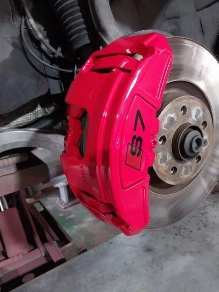 아우디 A7 (대구캘리퍼도색) 패드부분 살림 안쪽까지 커버 도색 - S wheel. / 대구 북구 태전동