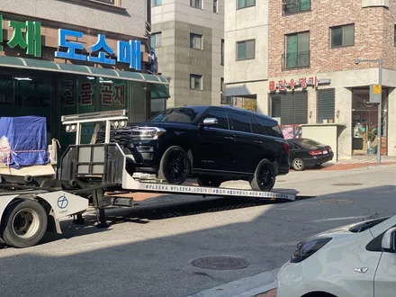 수원 포드 익스페디션 크롬죽이기 부분랩핑 시공 / 수원시 영통구 매탄동