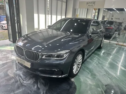 동탄 bmw 7시리즈 740 3m 쿨그레이 전체랩핑 루프스킨 시공 / 수원시 영통구 매탄동