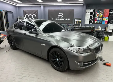 사틴 화이트 bmw 5시리즈 랩핑 / 수원시 영통구 매탄동