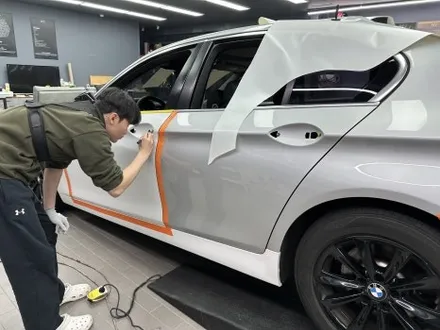 사틴 화이트 bmw 5시리즈 랩핑 / 수원시 영통구 매탄동