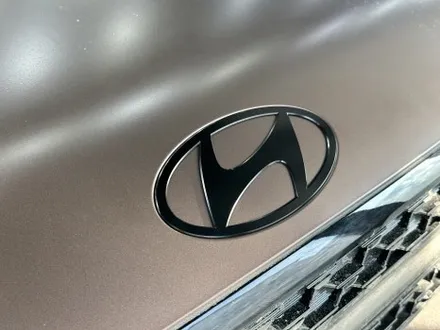 신형 디올뉴 산타페 mx5 어시스트핸들 크롬죽이기 랩핑 엠블럼 교체! / 수원시 영통구 매탄동