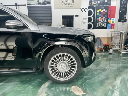 벤츠 GLS 600 마이바흐 듀오톤랩핑 고광택 투톤랩핑 시공!! / 수원시 영통구 매탄동