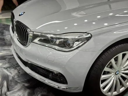 동탄 bmw 7시리즈 740 3m 쿨그레이 전체랩핑 루프스킨 시공 / 수원시 영통구 매탄동