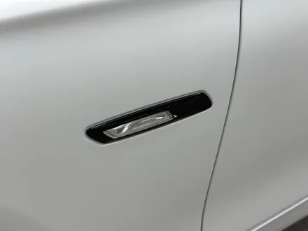 사틴 화이트 bmw 5시리즈 랩핑 / 수원시 영통구 매탄동