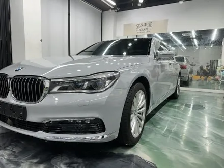 동탄 bmw 7시리즈 740 3m 쿨그레이 전체랩핑 루프스킨 시공 / 수원시 영통구 매탄동