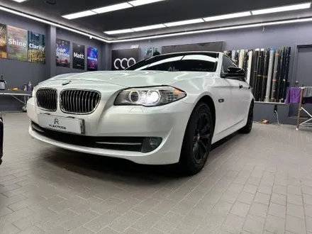 사틴 화이트 bmw 5시리즈 랩핑 / 수원시 영통구 매탄동