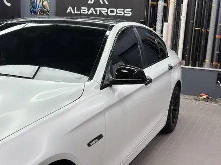 사틴 화이트 bmw 5시리즈 랩핑 / 수원시 영통구 매탄동