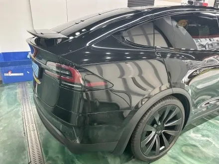 테슬라 Model x 유광 제트블랙 랩핑! 도어 안쪽까지 색상변경!! / 수원시 영통구 매탄동