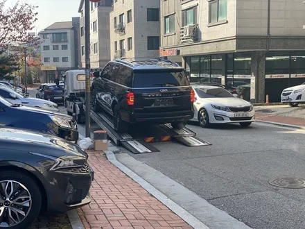 수원 포드 익스페디션 크롬죽이기 부분랩핑 시공 / 수원시 영통구 매탄동