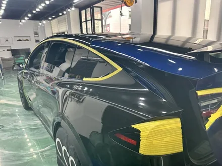 테슬라 Model x 유광 제트블랙 랩핑! 도어 안쪽까지 색상변경!! / 수원시 영통구 매탄동