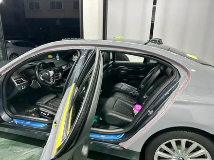 동탄 bmw 7시리즈 740 3m 쿨그레이 전체랩핑 루프스킨 시공 / 수원시 영통구 매탄동