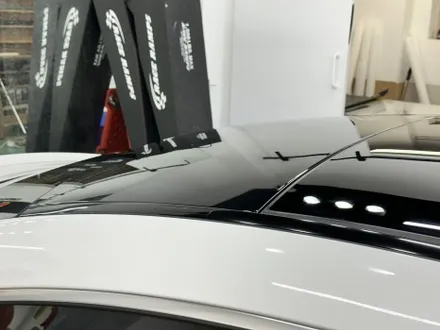 벤츠 c클래스 c200 루프스킨 랩핑 시공 / 수원시 영통구 매탄동