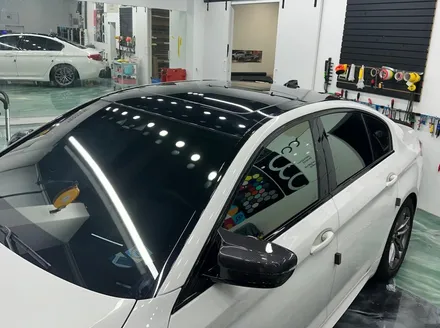 bmw 5시리즈 g30 크롬죽이기 루프스킨 랩핑!! / 수원시 영통구 매탄동