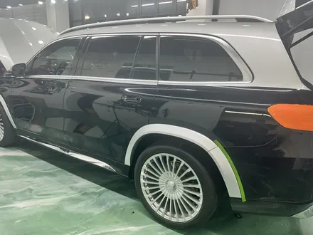 벤츠 GLS 600 마이바흐 듀오톤랩핑 고광택 투톤랩핑 시공!! / 수원시 영통구 매탄동