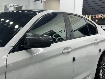 bmw 5시리즈 g30 크롬죽이기 루프스킨 랩핑!! / 수원시 영통구 매탄동