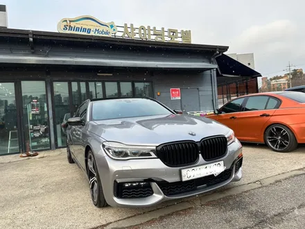영종도 랩핑 BMW G11 7시리즈 / 비닐프로그유니콘실버/글라스틴트 레이니블루 썬팅/ 크롬죽이기 / 인천 중산동