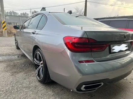 영종도 랩핑 BMW G11 7시리즈 / 비닐프로그유니콘실버/글라스틴트 레이니블루 썬팅/ 크롬죽이기 / 인천 중산동