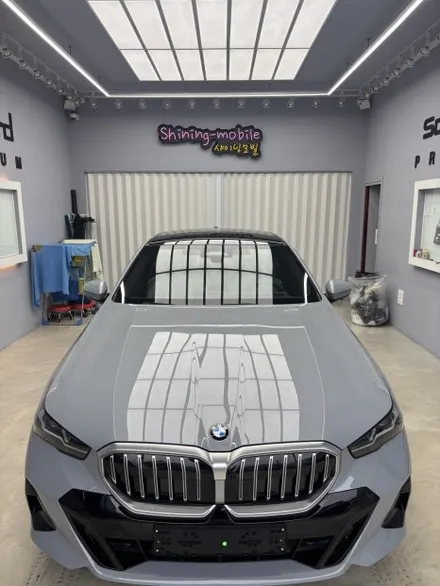 영종도 BMW 530i (G60) 레이니블루와 함께하는 신차 썬팅 패키지 / 인천 중산동