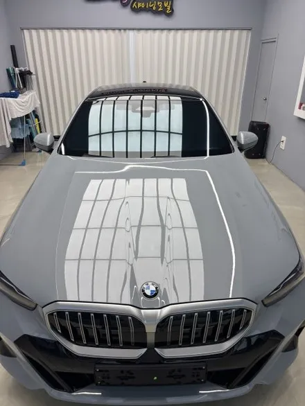 영종도 BMW 530i (G60) 레이니블루와 함께하는 신차 썬팅 패키지 / 인천 중산동