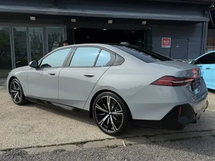 영종도 BMW 530i (G60) 레이니블루와 함께하는 신차 썬팅 패키지 / 인천 중산동