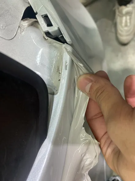 인천 영종도 테슬라 모델3 사고수리 및 전체 랩핑 제거 재시공은 이렇게! / 인천 중산동