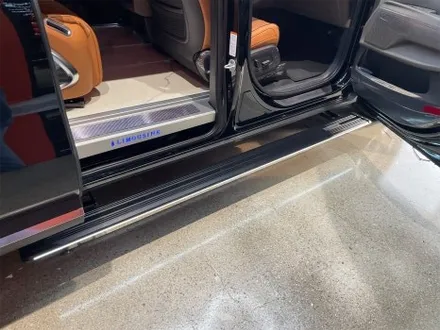 김포 카니발 킹스텝 전동사이드스텝 장착 전문 신차의품격 / 경기 김포