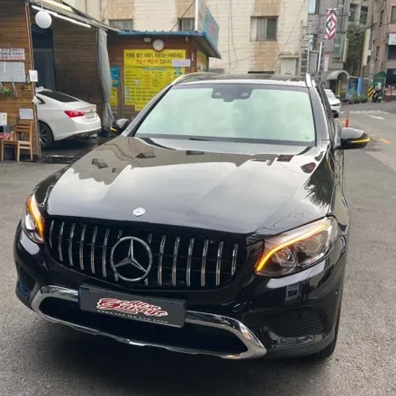 벤츠 X253 GLC220D , 벤츠신형 D컷핸들 교체로 핸들디자인 변경 / 서울 용산 중구