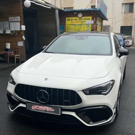 벤츠AMG C118 CLA45S  최신형벤츠 잠자리AMG카본D컷LED퍼포먼스핸들 및 OLED어질리티 교체작업 / 서울 용산 중구