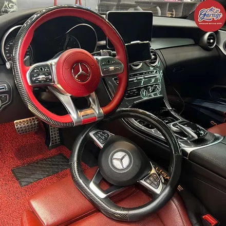 벤츠 w205 c클래스 c200 쿠페 신형 벤츠 AMG카본D컷핸들 교체 / 서울 용산 중구