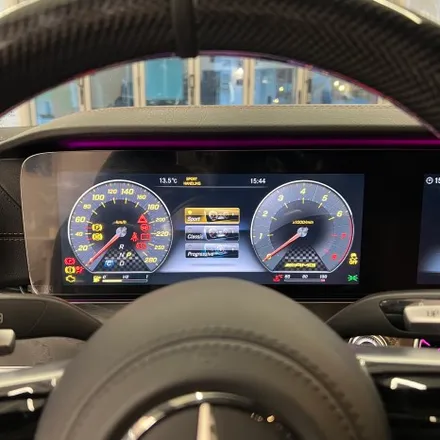 벤츠 [W213] E클래스 카브리올레 AMG 잠자리핸들 + 디지털계기판콕핏 후기형 컨버젼  / 벤츠 / E-클래스 W213 / 서울 용산 중구