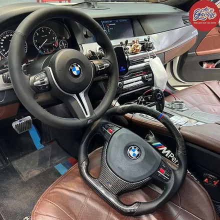 BMW F10 5시리즈 2011년 520D M커스텀핸들 교체로 디자인 업그레이드 / 서울 용산 중구