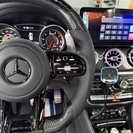 [올인게러지] 벤츠 X156 GLA45AMG LED퍼포먼스적용 AMG카본핸들 튜닝 올블랙 트림의 조합 / 서울 용산 도원동