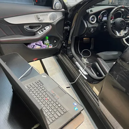 [올인게러지] 벤츠W205 c클래스 C43AMG / 신형AMG핸들 교체 작업 / 벤츠잠자리핸들 / AMG카본핸들 / 서울 용산 중구