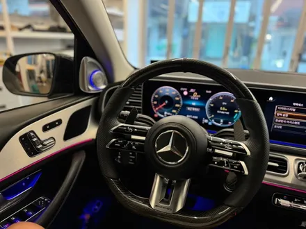 벤츠 W167 GLE53AMG 잠자리카본핸들 및 4D전동 트위터 작업했습니다 / 서울 용산 도원동