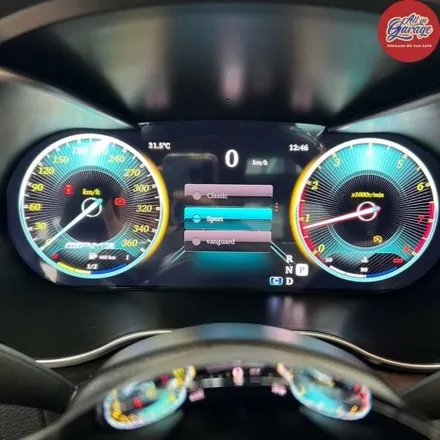 벤츠 W205 C250 벤츠신형 AMG핸들 과 디지털계기판[사제] 교체로 실내 컨버젼 / 서울 용산 중구