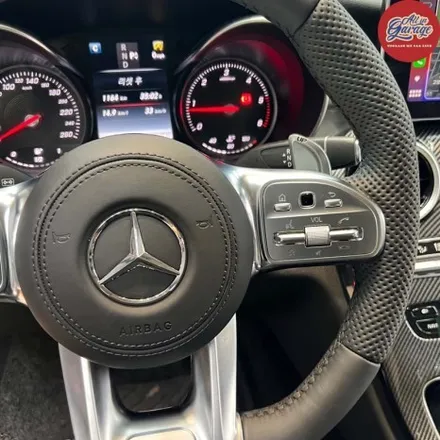 벤츠 W205 C220D / 신형벤츠AMG핸들 교체작업 및 무선카플레이 활성화 작업 / AMG핸들 / 서울 용산 중구