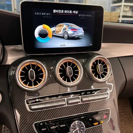 벤츠 W205 C63쿠페 AMG카본핸들 D컷 + 송풍구엠비언트 1열 시공으로 드라마틱한 변화 / 서울 용산 중구