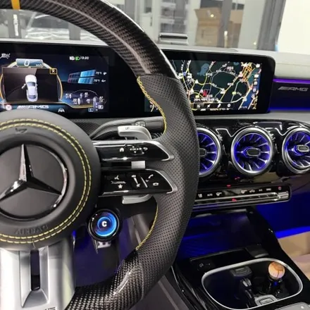 [올인게러지] 벤츠 C118 CLA45S 2023년식 최신형 카본 잠자리AMG핸들 + OLED 어질리티셀렉트 장착 및 코딩했습니다 / 서울 용산 도원동