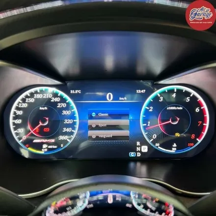 벤츠 W205 C250 벤츠신형 AMG핸들 과 디지털계기판[사제] 교체로 실내 컨버젼 / 서울 용산 중구